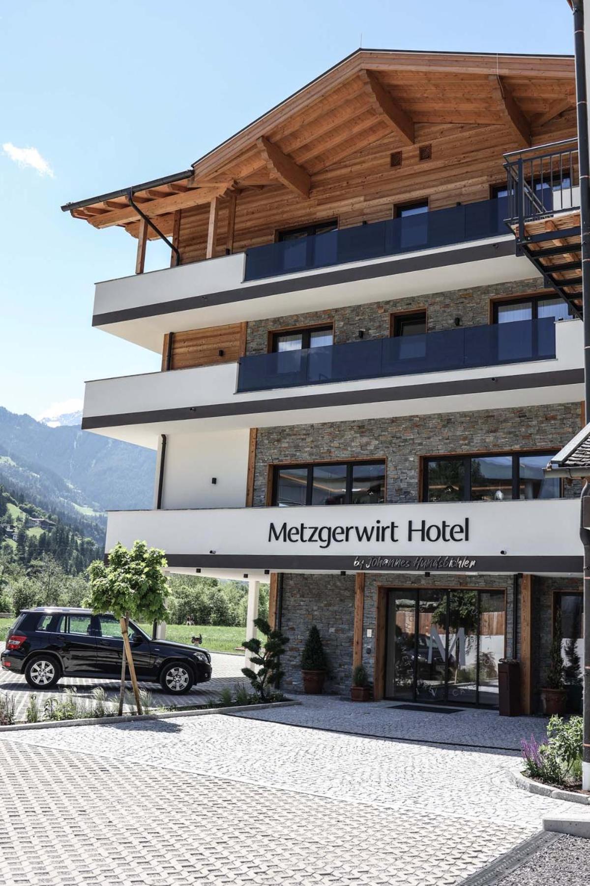 ホテル Metzgerwirt ヒパッハ エクステリア 写真